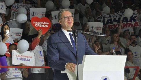 BESKRAJNO SAM IM ZAHVALAN ŠTO SAM ZABRANJEN, ŠTO NE MOGU NI 24 MINUTA DA ME ISTRPE: Vučić u inat blokaderskim medijima zagrmeo u Čačku
