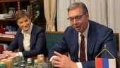 DO KONAČNE POBEDE: Vučić se oglasio sa Anom, Sinišom i Marijom (VIDEO)