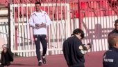 Ријера насмејан изашао на тренинг Звезде, па шмекерским потезом одушевио све на Маракани