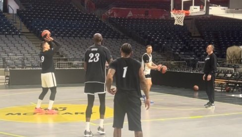 Odlična atmosfera u Partizanu, Vanja i DŽekiri trenirali sa ekipom pred derbi (VIDEO)