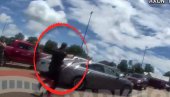 Полицајци пуцали у ауто и убили дете (1), тужилац каже - ОПРАВДАНО! Седео у мајчином крилу, јурили их због крађе (УЗНЕМИРУЈУЋ ВИДЕО)