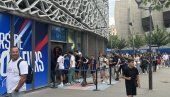 НЕПОТОПИВИ ПАРИЗ: Французи величају тријумф у дербију Лиге шампиона