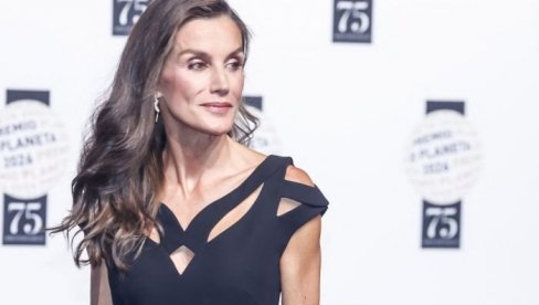 LETICIJA U IZDANJU ZA PAMĆENJE! Elegantna haljina ukrala je sve poglede, ali je narukvica koju nije nosila 22 godine otkrila mnogo više