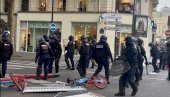 OD BASTILJE, DO TRGA NACIJE: Francuzi spremaju velike manifestacije u subotu, vlast zabranjuje okupljanja gde god može
