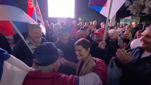 ANA BRNABIĆ SA NARODOM U LOZNICI: Veličanstveni skup liste Aleksandar Vučić - Ujedinjena Srbija