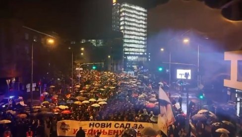 SNAŽNA PORUKA IZ NOVOG SADA: PODRŠKA VUČIĆU I BUDUĆNOSTI SRBIJE