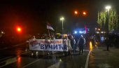 ПРИЈЕПОЉЦИ ЗА ВУЧИЋА: Скуп листе ”Александар Вучић - Уједињена Србија”