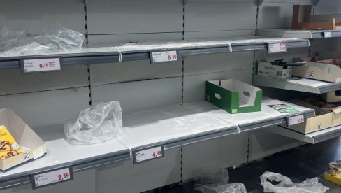 VELIKA KRIZA, PRAZNE POLICE SUPERMARKETA U ITALIJI: Nestašica osnovnih životnih namirnica (VIDEO)