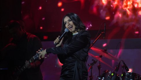 TANJA SAVIĆ ODUSTALA OD VENČANJA SA PILOTOM: Meni je kasno za svadbu