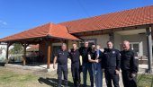 KOLEGE DOM PODIGLE IZ PEPELA: Obnovljena kuća vatrogasca Marka Topličevića, letos oštećena u požaru (FOTO)