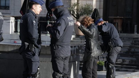PROTESTI U BRISELU: Policija upotrebila suzavac i biber-sprej protiv demonstranata