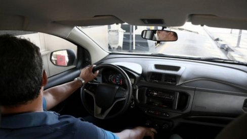 Бивши градоначелник осуђен због мастурбирања у ауту: Болео ме стомак, зато сам откопчао панталоне и трљао се
