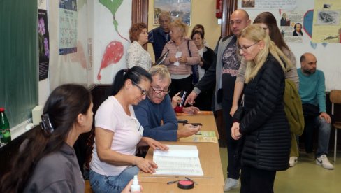 ИЗБОРИ -У ПОДУНАВСКОМ ОКРУГУ: Победила Студентска Листа