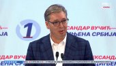 МОЋНА ВУЧИЋЕВА ПОРУКА: Ја нигде да бежим нећу, у Србији сам, како било