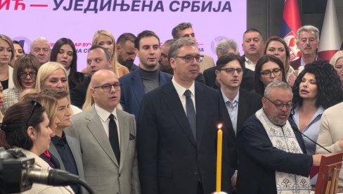 SRPSKA NAPREDNA STRANKA OBELEŽAVA SLAVU SVETU PETKU (FOTO/VIDEO)