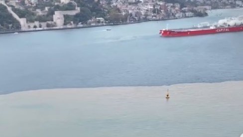 BOSFORSKI MOREUZ PROMENIO BOJU: Istanbul pod vodom, stanje haotično (VIDEO)