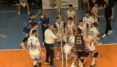 Žestok obračun zbog jednog poena igrač prešao na protivničku polovinu! Onda je nastao haos (VIDEO)