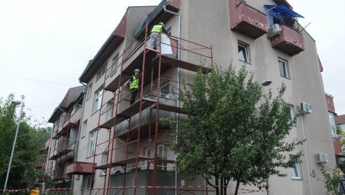 OBNAVLJAJU SEDAM ZGRADA: Za održavanje stambenih objekata Kraljevčani izdvojili 30 miliona dinara