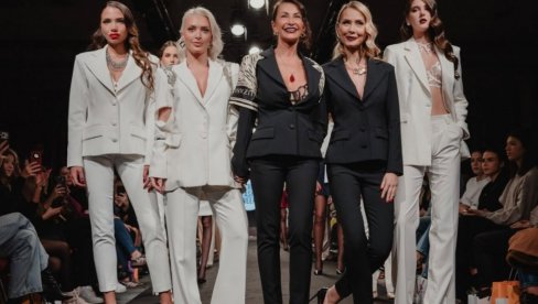 PEVAČICA OTVORILA ŠOU: Suzana Perić okupila poznata imena na modnoj pisti (FOTO)