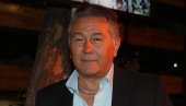 ТО ЈЕ НАЈОПАСНИЈА СТВАР ЗА ПЕВАЧА: Халид Муслимовић дао важан савет младим колегама