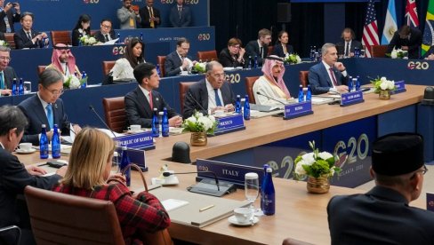 EVRODEGENERICI NE ŽELE NORMALIZOVANE ODNOSE SA RUSIJOM: Medvedev nije štedeo reči nakon otkazivanja porodične fotografije G20