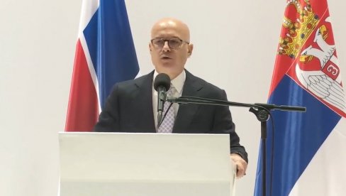 МИЛОШ ВУЧЕВИЋ: Предлажем Александра Вучића за председника СНС