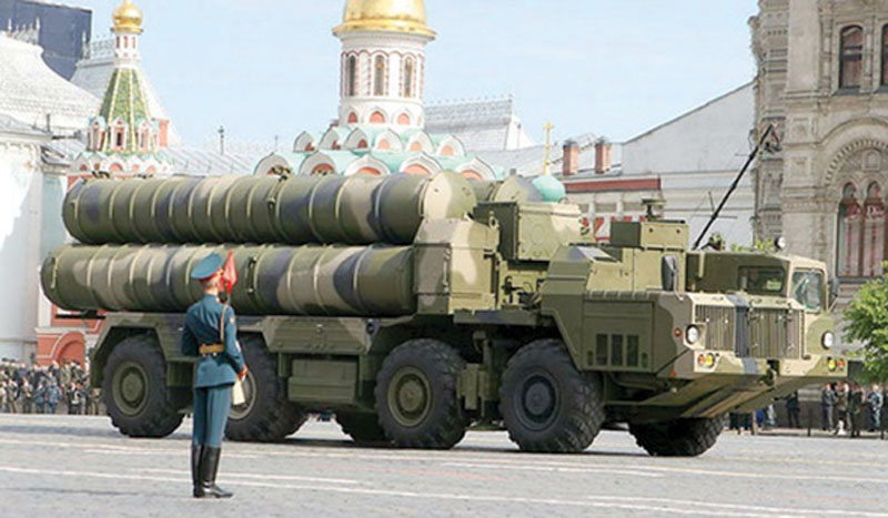 Русија: Први пук С-400 почео борбено дежурство на Кољском полуострву (ВИДЕО)