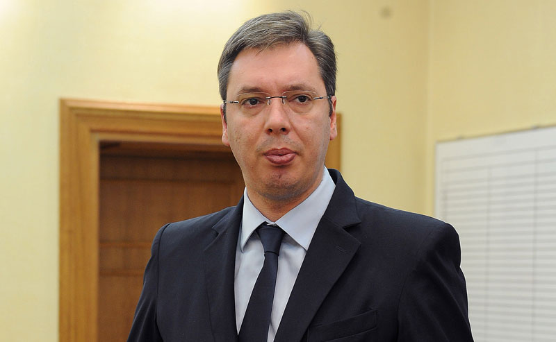 Вучић за Новости: Одлажемо митинг, не желимо немире!