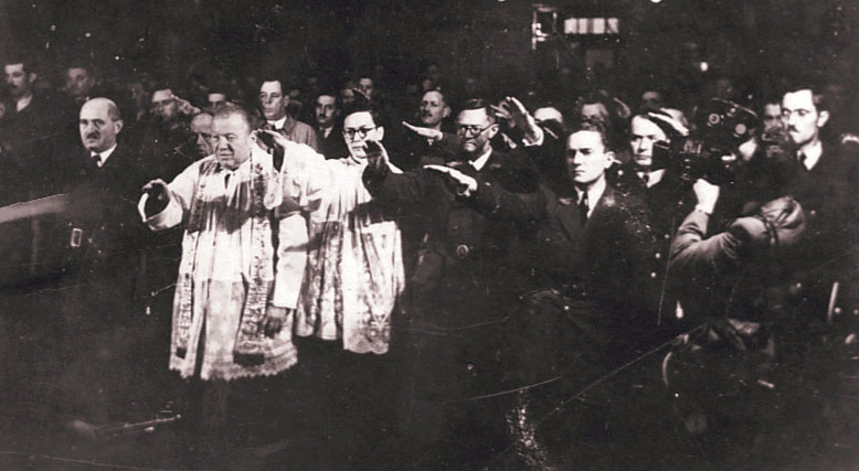 Надбискуп Пуљић позива на референдум о усташком поздраву