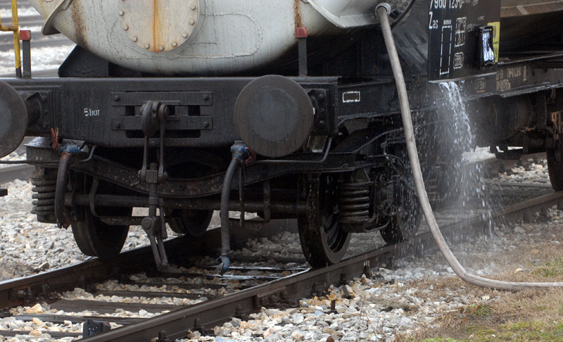 Петроварадин: Из цистерне цурио пентан