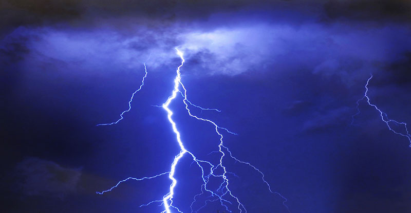 Мексико: Гром убио седмочлану породицу, од чега четворо деце