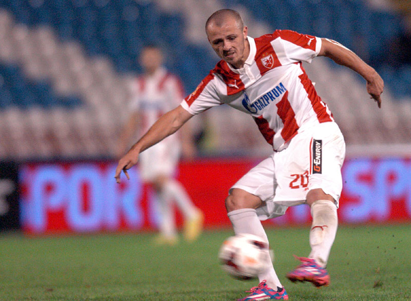 Босанчић: Требало би да будем вођа Звезде, а склоњен сам на клупу због нефудбалских разлога