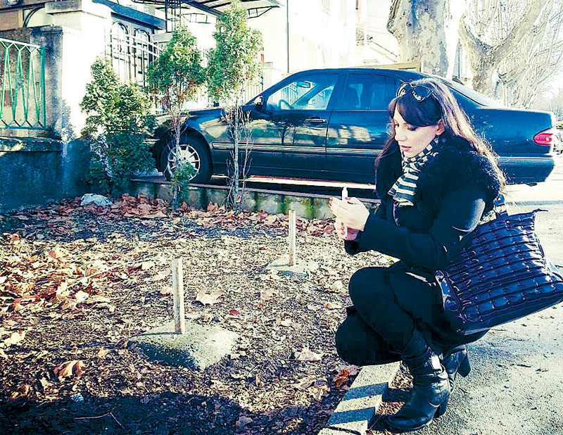 “Je suis Nina“: Свећа испред амбасаде Нигерије за жртве исламиста