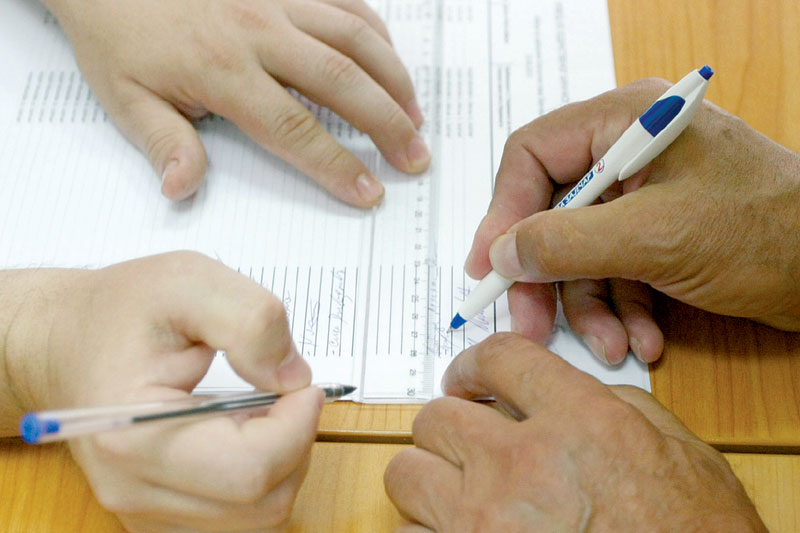 Упад у базу сигурних бирача ДС