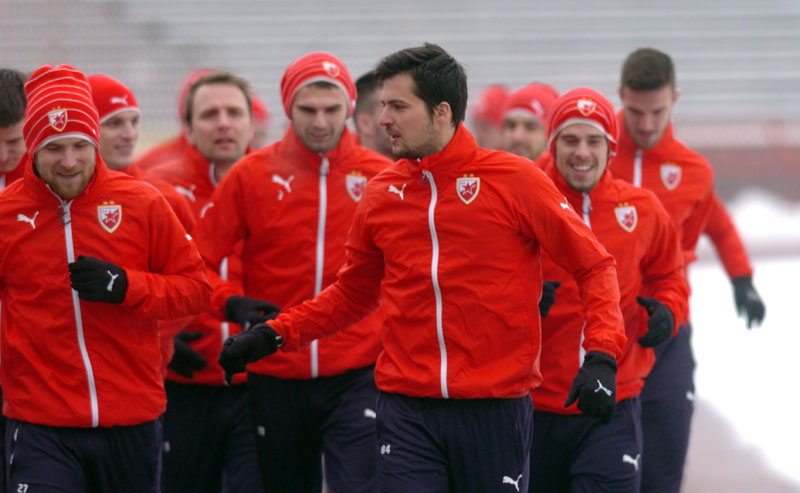 Салами парафира, Деспотовић напушта Звезду