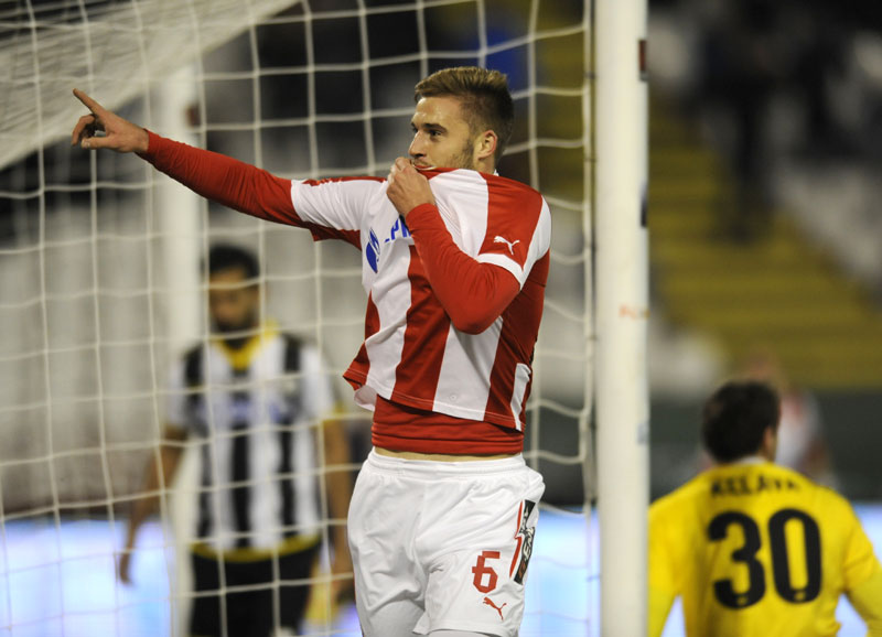 Планић на излазним вратима Маракане