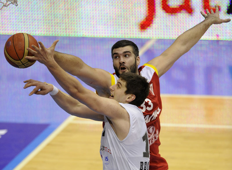 Бакић и Вранеш поново облаче дрес Металца