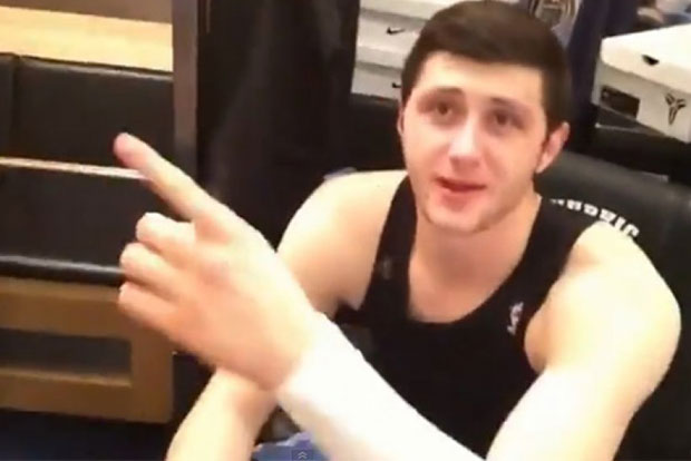 Нуркић у центру пажње - учи Американце псовкама из свог краја