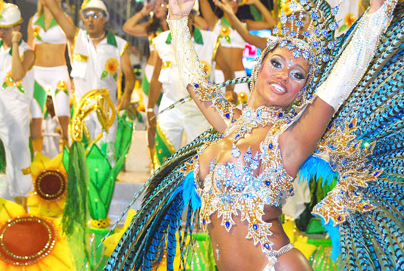 Карневал у Рију на петак 13!