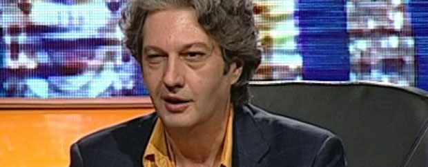 Ћирилица ипак без Шешеља