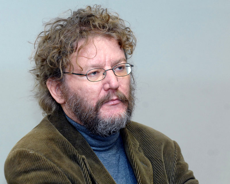 Слободан Антонић: Три телевизора, а једно дете