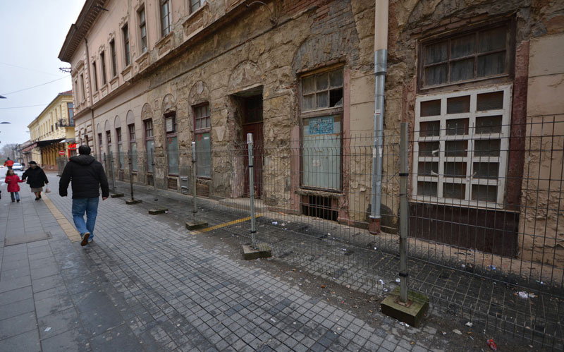 Зрењанин: Милиони сумњивом удружењу за корзо фест