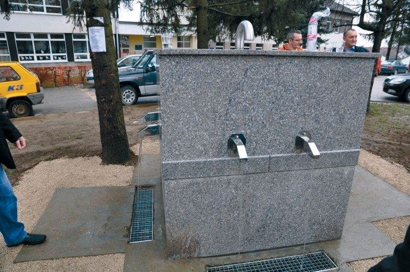 Прњавор: Хуманитарне паре отишле у бунар