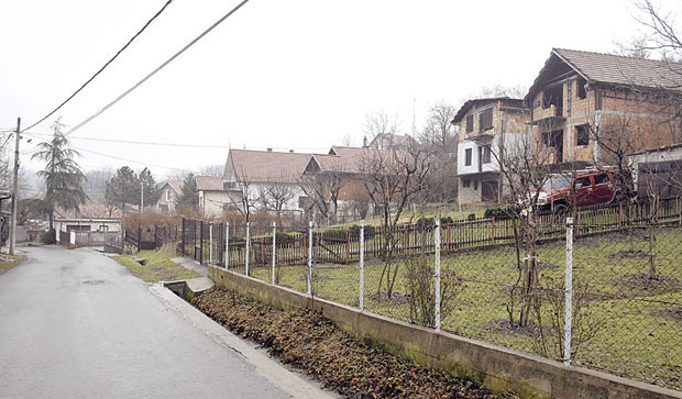 Обилазница се неће померити ни за метар?!