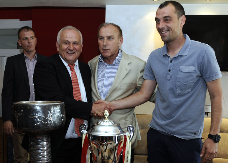 Антић за “Спорт”: Довешћу Милијаша!