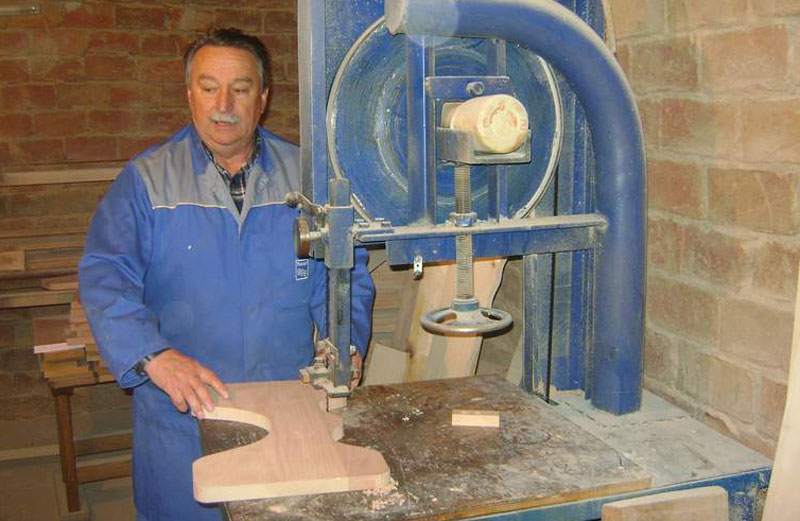 Србац: Немања дрво деље срцем