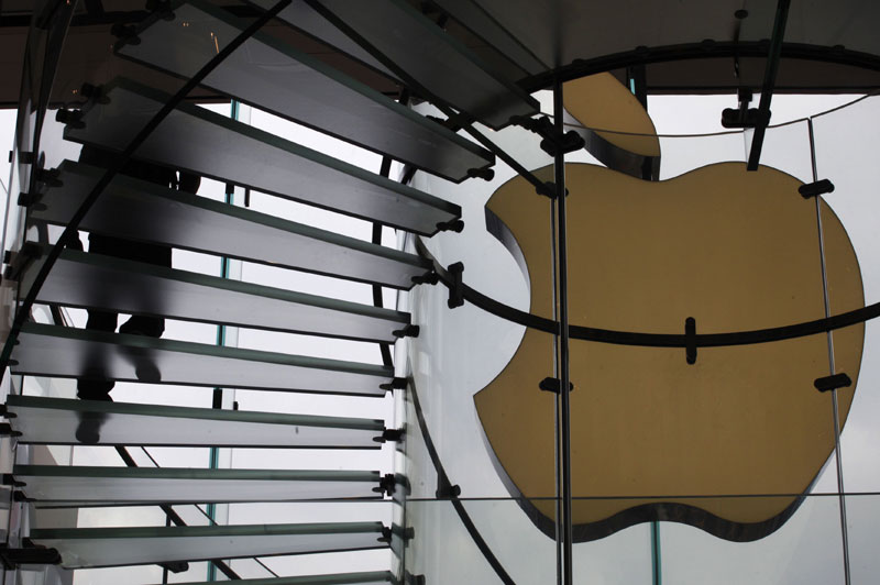 Епл прави електрични аутомобил да конкурише Тесли?