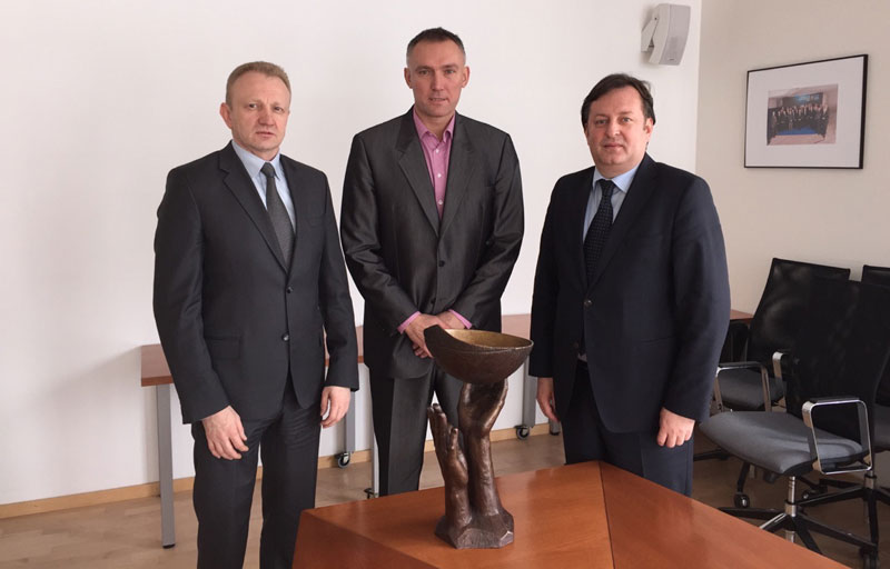 Ђилас и Клеут у ФИБА: Противимо се пријему Косова