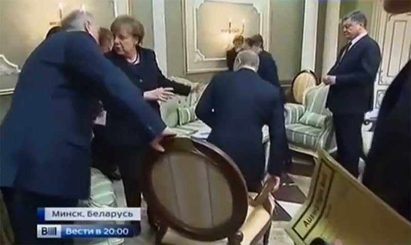 Лукашенко измакао столицу Путину током састанка у Минску