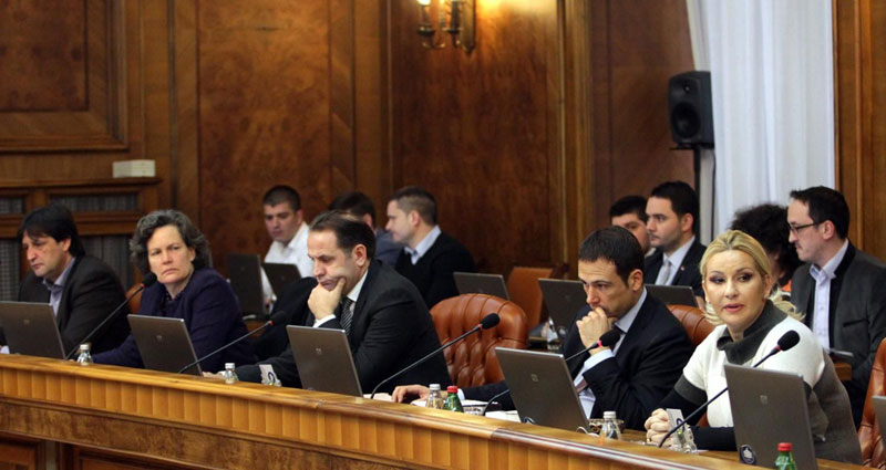 Влада активира Блеров план против солирања министара